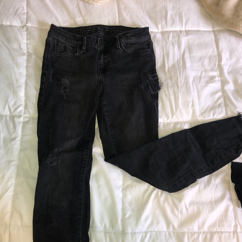 Black skinny jeans